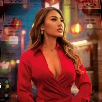 Learn Chinese with Angi Yang