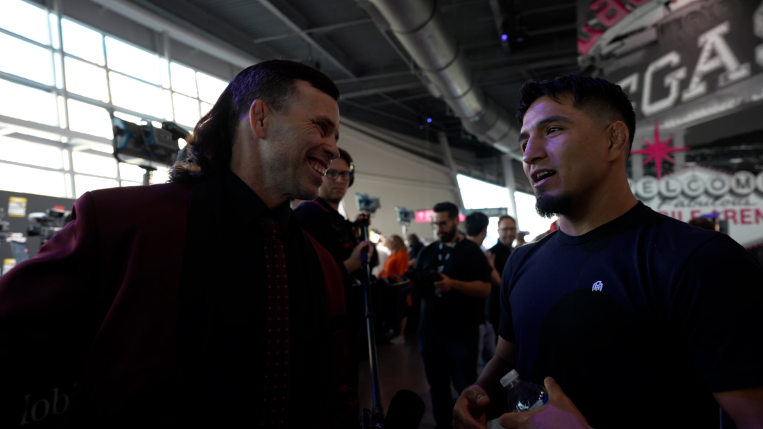 Yanez Shows Love to Fans